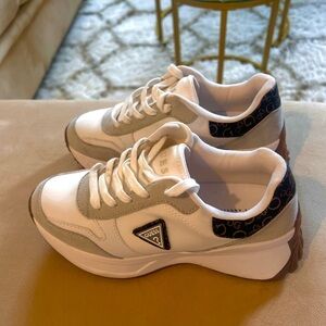 Guess Sneakers